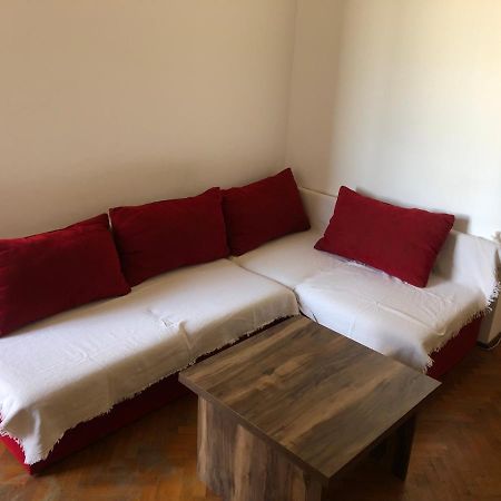 Lovely 1 Bedroom Apartment Close To Old Town บูคาเรสต์ ภายนอก รูปภาพ