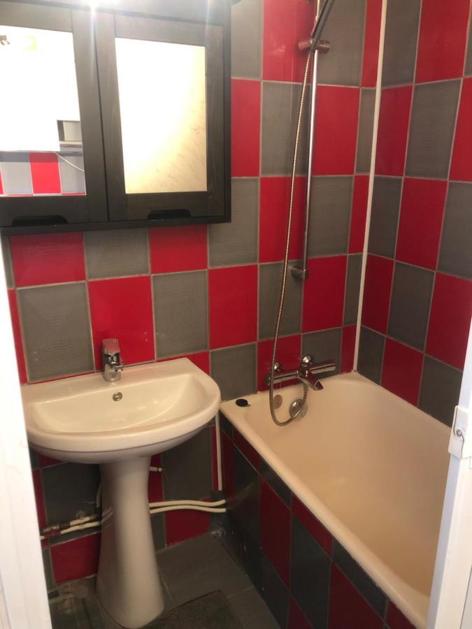 Lovely 1 Bedroom Apartment Close To Old Town บูคาเรสต์ ภายนอก รูปภาพ