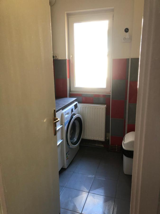Lovely 1 Bedroom Apartment Close To Old Town บูคาเรสต์ ภายนอก รูปภาพ